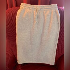 Aritzia TNA cozy fleece skirt, Small, Heather grey